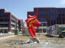 hj1722 不銹鋼雕塑—凌空之剪_青島國際服裝城不銹鋼雕塑、石雕、玻璃鋼雕塑_濱州宏景雕塑有限公司