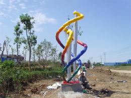 hj1738 不銹鋼雕塑-針線之魅_青島國際服裝城不銹鋼雕塑、石雕、玻璃鋼雕塑_濱州宏景雕塑有限公司